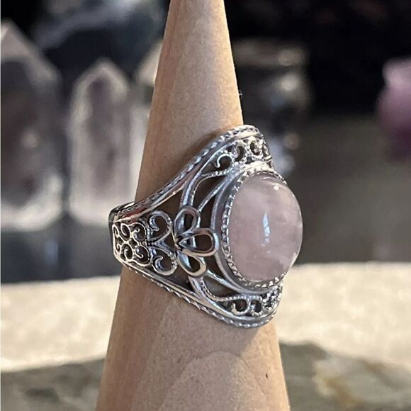 Galilea Rose Quartz Ring Set In Rhodium Over Sterling Silver 9ctw - Picture 2 of 9